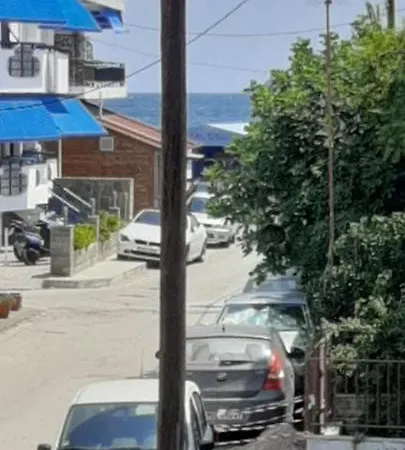 Iasonas View * Néa Péramos